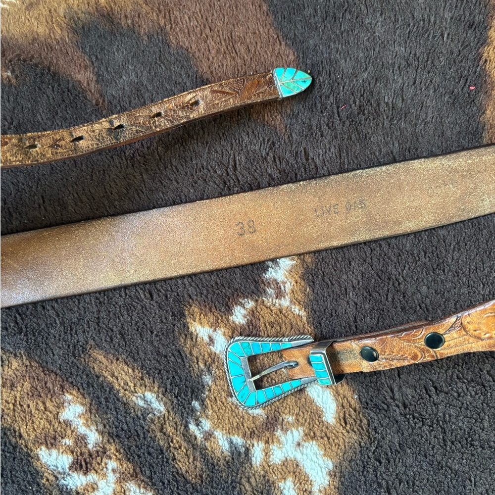 Vintage tooled H. Cronemeyer tooled belt with Zuni inlay ranger set - Picture 6 of 6